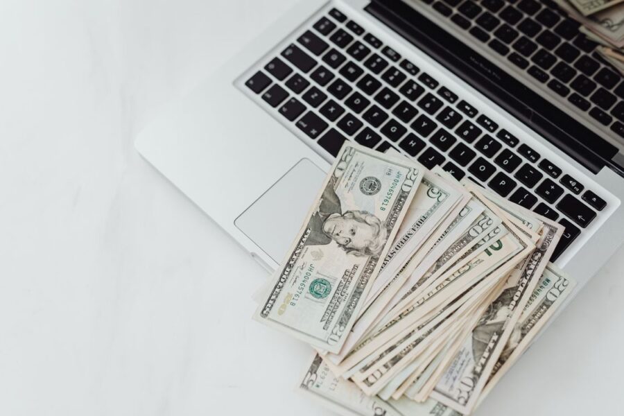 Factura digital como condición para cobrar con Verifactu